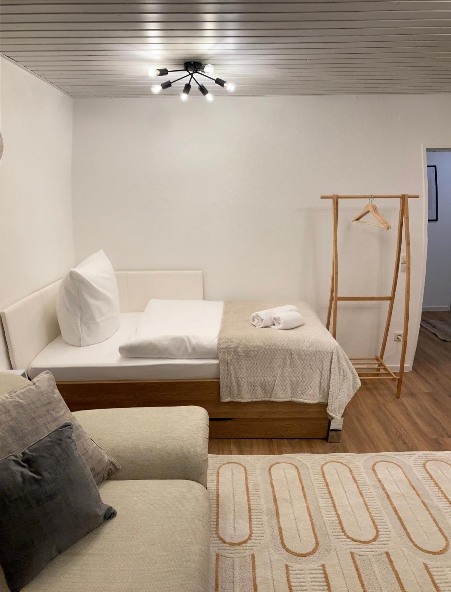 Anjas Appartement I Zentral I 81 Qm Stilvolle Geraeumige Wohnung I Parkplaetze Vorhanden Osnabrück Exteriör bild